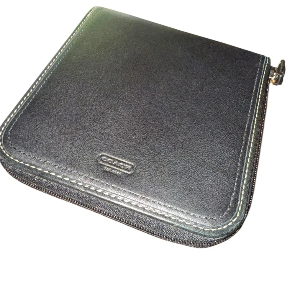 Vintage ▶️ COACH ◀️ Black Leather Travel CD Case